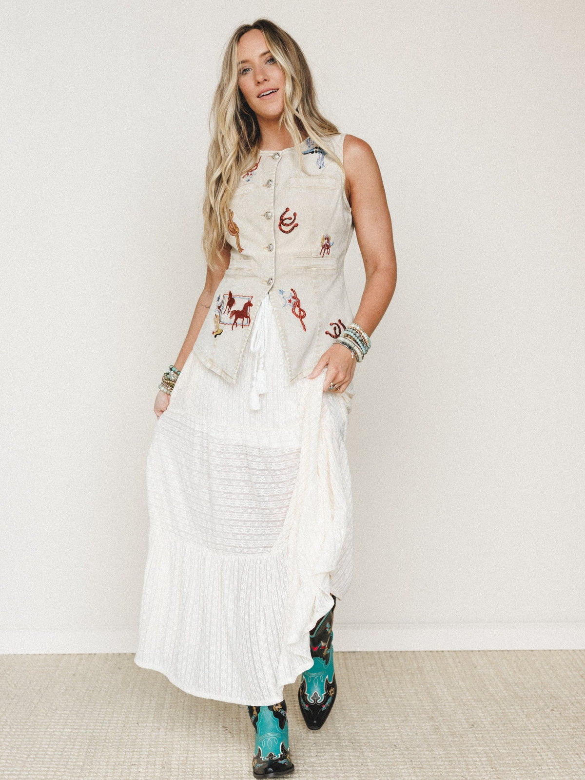 Best in the West Vest Embroidered Top - Washed Sand