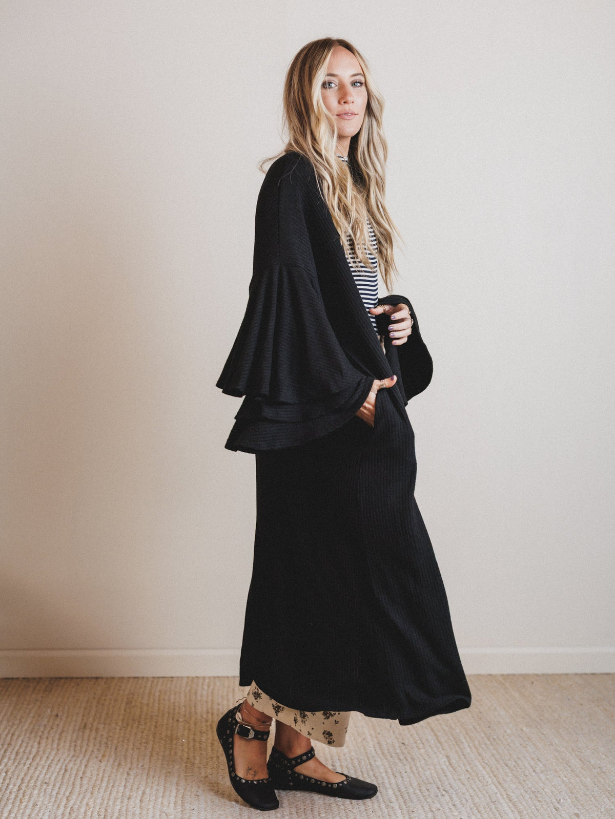 The Nest Radiant Ruffles Duster Cardigan - Black
