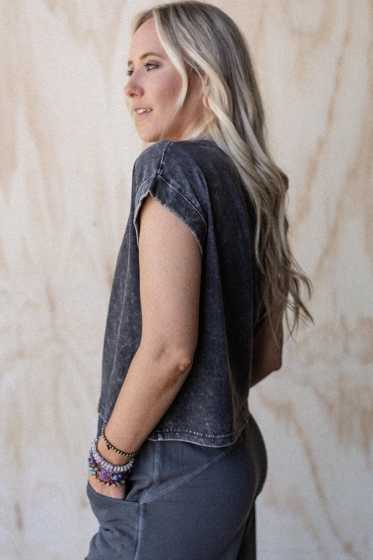 Basic Charm Short Sleeve Top - Black