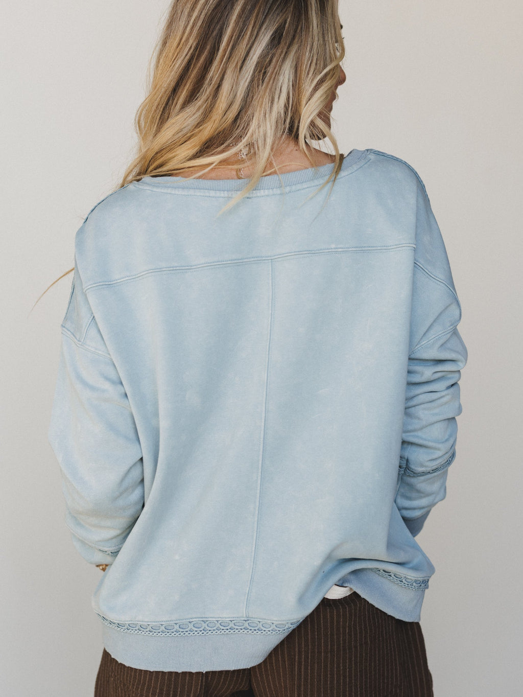 Boots Pocket Sweatshirt - Denim