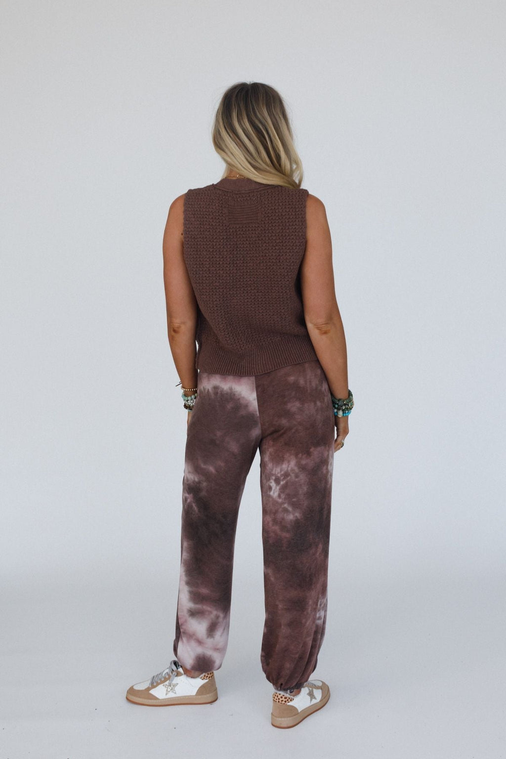 Aire Sweater Vest - Brown